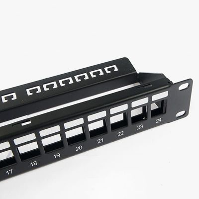 Пустое пульт временных соединительных кабелей RJ45 24 гаван 1U пульта временных соединительных кабелей сети незаслоненное